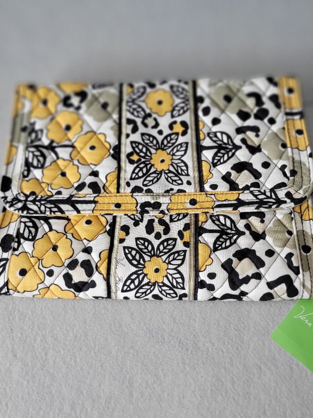 Vera Bradley Go Wild Jewelry Folio Travel Organizer NWT 11 Pockets 10x8x1-21.5"